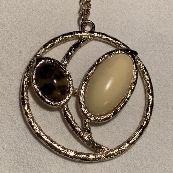 NOS Vintage 1974 DESERT FLOWER Sarah Coventry Pendant Necklace. NEVER Worn - Picture 6 of 6